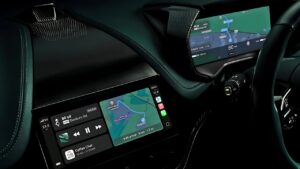 Apple CarPlay Ultra Debuts with Aston Martin – Next-Gen Smart Driving Experience