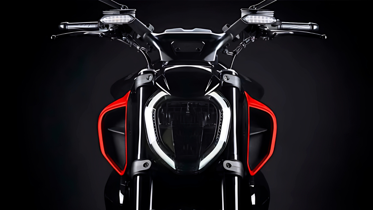 Ducati Diavel V4 RS