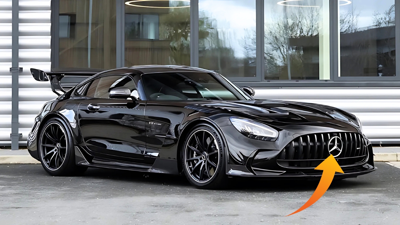Mercedes-AMG GT Black